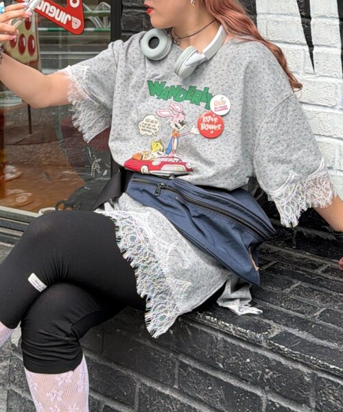 w closet(ダブルクローゼット)の「【Am企画】花柄レースビッグT(Tシャツ/カットソー・レディース・ブルー/グレー/オフホワイト・FREE)」の19枚目の写真