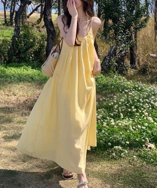 AMAJI(アマジ)の「キャミソール Aライン ワンピース(ワンピース・レディース・イエロー・SMALL/MEDIUM/LARGE/X-LARGE)」の1枚目の写真