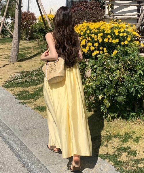 AMAJI(アマジ)の「キャミソール Aライン ワンピース(ワンピース・レディース・イエロー・SMALL/MEDIUM/LARGE/X-LARGE)」の3枚目の写真