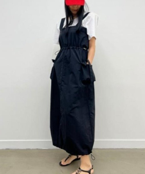 semplice(センプリチェ)の「ワンピース【韓国ファッション】(ワンピース・レディース・カーキ/ブラック・F)」の4枚目の写真