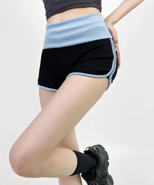 Ressaca(レサーカ)の「サイドラインショートパンツ(その他パンツ・レディース・グレー/ブラック/ライトブルー/ブルー・M)」の14枚目の写真
