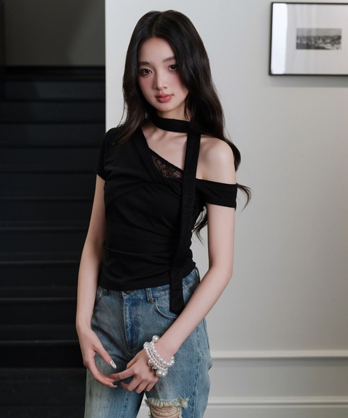 andwang（アンドワン）の「One shoulder strings tops（Tシャツ/カットソー・レディース・ブラック/ホワイト・MEDIUM/SMALL）」の17枚目の写真