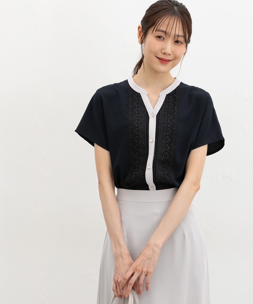 Honeys(ハニーズ)の「レース使いブラウス(シャツ/ブラウス・レディース・アイボリー系1/ネイビー/ライトグレー・3L/L/LL/M/S)」の8枚目の写真