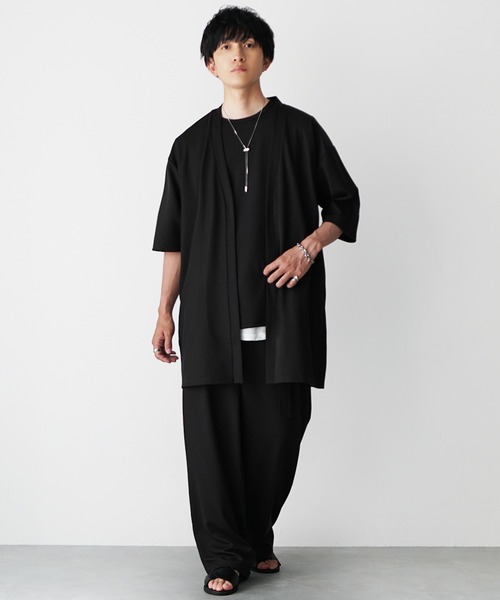 MinoriTY(マイノリティ)の「【MinoriTY】マイクロプリーツ3ピースセットアップ メンズ セットアップ 夏服 ユニセックス 半袖(セットアップ・メンズ・ブラック/ライトグレー/ブルー・L/M/S)」の5枚目の写真