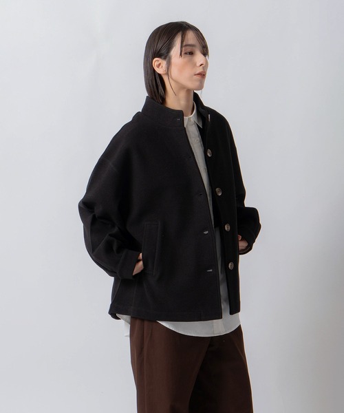 Kelen(ケレン)の「「KELEN / ケレン」モックネックAラインミドルジャケット(その他アウター・レディース・ブラック/ライトグレー/ブラウン・S/M)」の15枚目の写真
