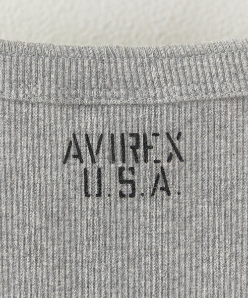 AVIREX(アヴィレックス)の「AVIREX/アビレックス DAILY S/S RIB HENLY NECK TEE デイリー 半袖 リブ ヘンリーネック Tシャツ 抗菌防臭 スリムフィット 肉厚 メンズ レディース 2026年 夏 夏服(Tシャツ/カットソー・メンズ・ブラック/ホワイト/グレー/オリーブ/チャコール/ブルー・S/M/L)」の11枚目の写真