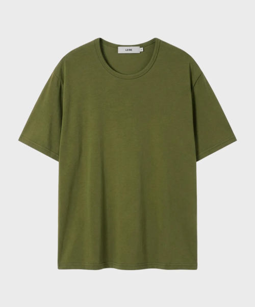 LEIRE（ルアール）の「ソフトUネックインナーティーシャツ (5色)（Tシャツ/カットソー・メンズ・ブラック/チャコール/オリーブ/ホワイト/グレー・MEDIUM/LARGE/X-LARGE）」の6枚目の写真