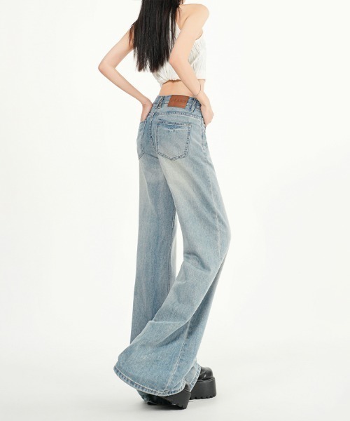 LUCPY(ラクピー)の「ハイウエストルーズワイドデニムパンツ(デニムパンツ・レディース・ブルー・X-LARGE/LARGE/MEDIUM/SMALL)」の3枚目の写真