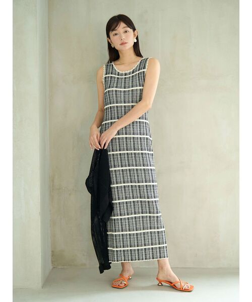 LAGUNAMOON(ラグナムーン)の「チェックIラインニットワンピース 【夏服】(ワンピース・レディース・ブラウン/ブラック・MEDIUM/SMALL)」の8枚目の写真