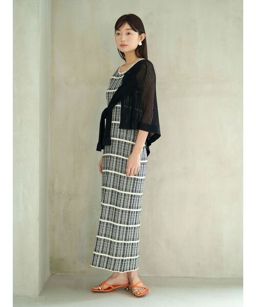LAGUNAMOON(ラグナムーン)の「チェックIラインニットワンピース 【夏服】(ワンピース・レディース・ブラウン/ブラック・MEDIUM/SMALL)」の11枚目の写真