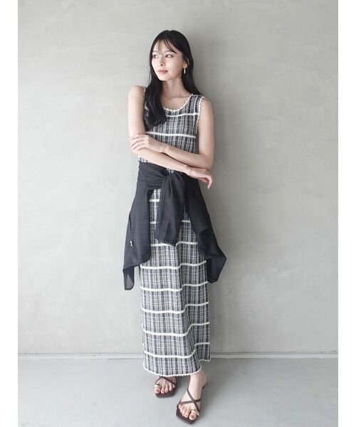 LAGUNAMOON(ラグナムーン)の「チェックIラインニットワンピース 【夏服】(ワンピース・レディース・ブラウン/ブラック・MEDIUM/SMALL)」の20枚目の写真