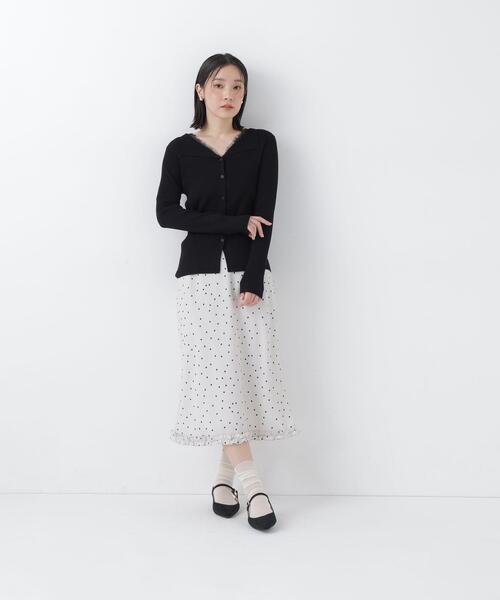 NATURAL BEAUTY BASIC(ナチュラルビューティーベーシック)の「サテンミディスカート(スカート・レディース・ブラック/ホワイト系その他・MEDIUM/SMALL)」の15枚目の写真