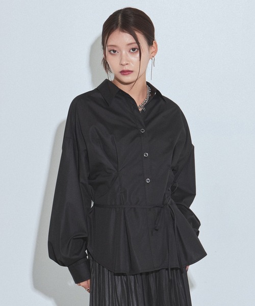 PAGEBOY(ページボーイ)の「ウエストタックベルトシャツ(シャツ/ブラウス・レディース・ブラック/オフホワイト/ブルー・FREE)」の12枚目の写真