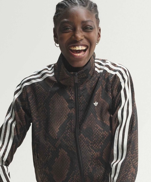 adidas（アディダス）の「サテン スネーク プリント ファイヤーバード トラックジャケット / ジャージ / トラックジャケット / アディダスオリジナルス adidas Originals（ジャージ・レディース・ブラウン・3XL/LARGE/XX-LARGE/MEDIUM/SMALL/X-LARGE）」の5枚目の写真