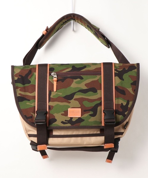 MAKAVELIC(マキャベリック)の「【es】【MAKAVELIC】COSMICDAYS MESSENGER BAG(ショルダーバッグ・メンズ・その他・FREE)」の1枚目の写真