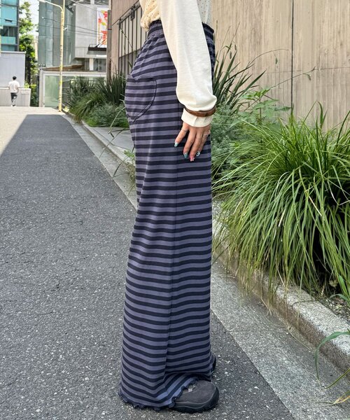 CIAOPANIC（チャオパニック）の「ハートポケットボーダーカットイージーパンツ（その他パンツ・レディース・ホワイト/パープル・ONE SIZE）」の4枚目の写真