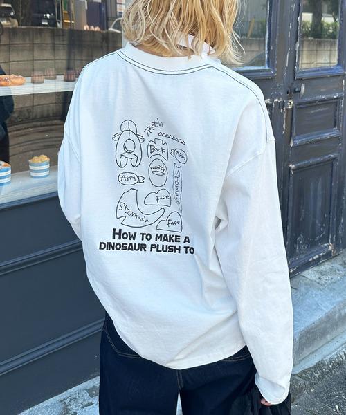 DOUBLE NAME(ダブルネーム)の「ぬいを縫いたい恐竜刺しゅうロンTEE(Tシャツ/カットソー・レディース・オフホワイト/レッド/ブラック系・FREE)」の12枚目の写真