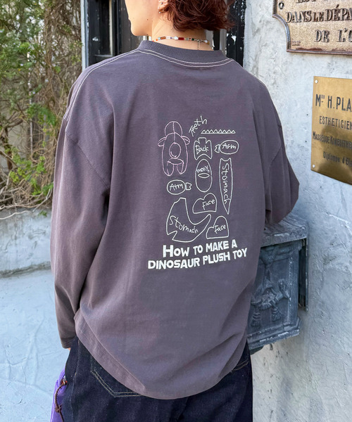 DOUBLE NAME(ダブルネーム)の「ぬいを縫いたい恐竜刺しゅうロンTEE(Tシャツ/カットソー・レディース・オフホワイト/レッド/ブラック系・FREE)」の21枚目の写真