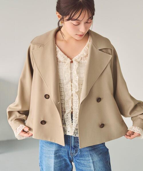 NATURAL BEAUTY BASIC(ナチュラルビューティーベーシック)の「<ちょうど、いい服>「おはよう」から「おつかれさま」まで。 毎日ハーフトレンチ(トレンチコート・レディース・ネイビー/ブラウン/ベージュ・SMALL/MEDIUM/LARGE)」の2枚目の写真