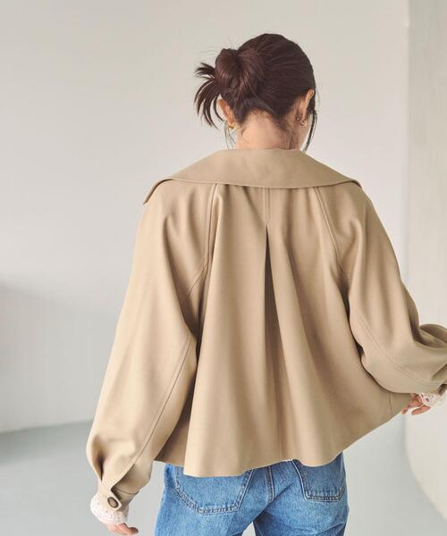 NATURAL BEAUTY BASIC(ナチュラルビューティーベーシック)の「<ちょうど、いい服>「おはよう」から「おつかれさま」まで。 毎日ハーフトレンチ(トレンチコート・レディース・ネイビー/ブラウン/ベージュ・SMALL/MEDIUM/LARGE)」の7枚目の写真