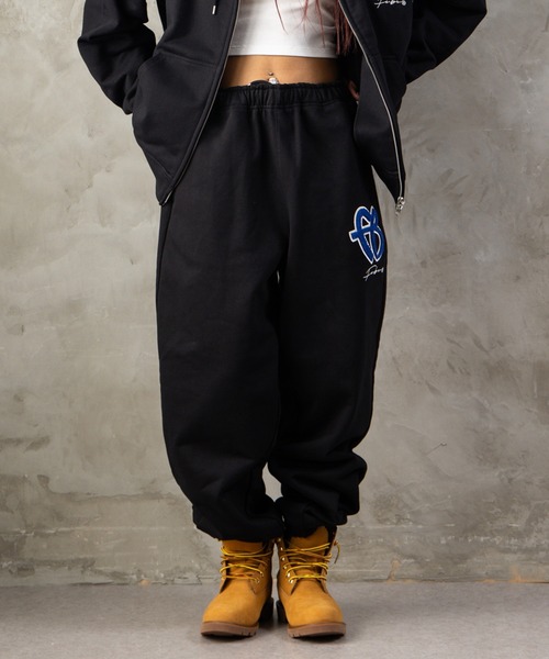 FUBU( フブ)の「FUBU フブ M’S OG LOGO SWEAT PANTS/OGロゴスウェットパンツ(スウェットパンツ・メンズ・アッシュグレー・XXL/XL/L/M)」の21枚目の写真