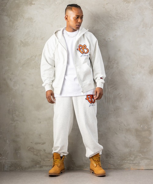 FUBU( フブ)の「FUBU フブ M’S OG LOGO SWEAT PANTS/OGロゴスウェットパンツ(スウェットパンツ・メンズ・アッシュグレー・XXL/XL/L/M)」の15枚目の写真