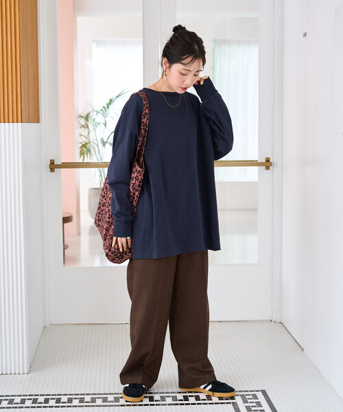 FREAK'S STORE(フリークスストア)の「限定展開 USAコットン ビッグ シルエット ロングスリーブ Tシャツ(Tシャツ/カットソー・レディース・ナチュラル/ダークブラウン/ブラック/ワイン・フリ-)」の12枚目の写真
