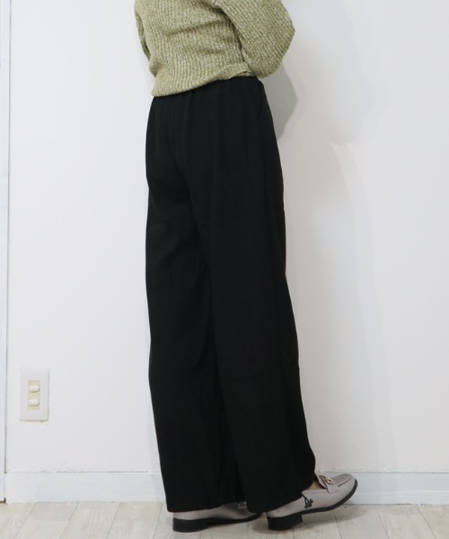 DISKEEN SURE(ディスキーンシュアー)の「2WAYシルエットでハイブリッド!裾スピンドル付きコールテンデザインロングパンツ(その他パンツ・レディース・チャコール/モカ/ブラック/ホワイト/ブラウン・FREE)」の15枚目の写真