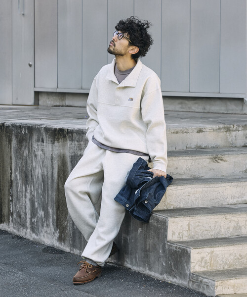 FREAK'S STORE(フリークスストア)の「ビッグシルエット ダンボール ワンポイントロゴ スピンドル スウェットパンツ(スウェットパンツ・メンズ・チャコールグレー/ライトグレー/ブラック/ブラウン/オリーブ・LARGE/SMALL/MEDIUM)」の6枚目の写真