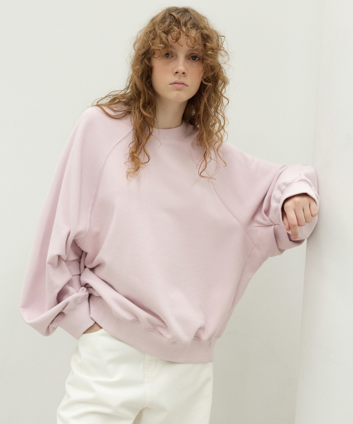 LEVAR（レバー）の「Curve Sleeve Sweatshirt - Blush Pink（スウェット・レディース・その他・FREE）」の3枚目の写真