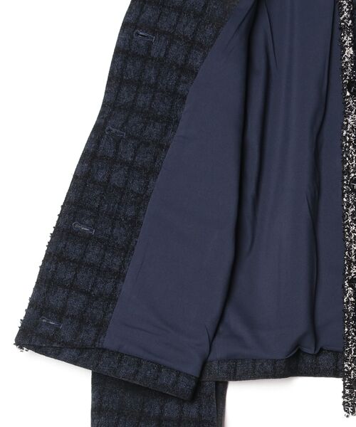 Guess（ゲス）の「WOMENS Tweed Jacket（ノーカラージャケット・レディース・ダークブルー・X-SMALL/SMALL/MEDIUM）」の8枚目の写真
