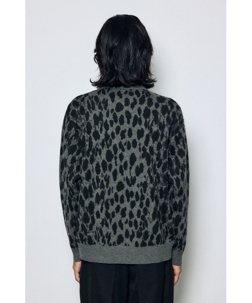 AZUL by moussy（アズールバイマウジー）の「総柄ニットトップス 秋服 冬服　アニマル柄　ヒョウ柄　レオパード柄（ニット/セーター・メンズ・ブルー系その他/グレー系その他/ブラック系その他・LARGE/MEDIUM）」の22枚目の写真