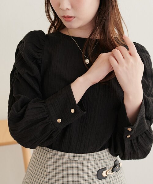 natural couture(ナチュラルクチュール)の「アソートパワショルブラウス(シャツ/ブラウス・レディース・ブラウン系その他/ブラウン/ブラック/オフホワイト/サックスブルー・FREE)」の2枚目の写真