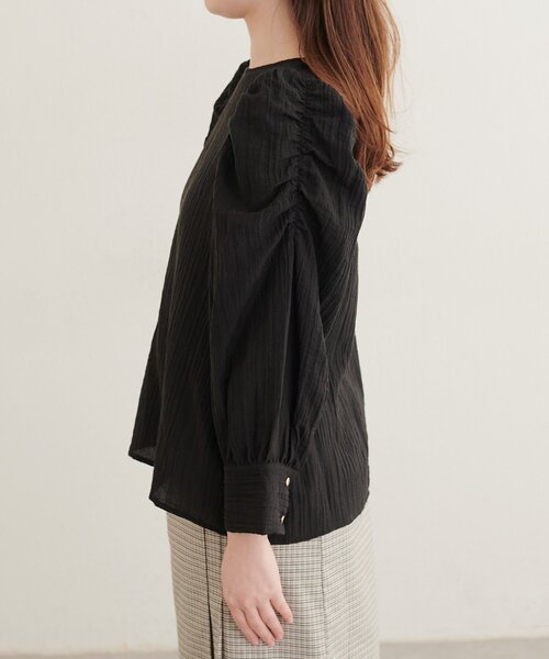 natural couture(ナチュラルクチュール)の「アソートパワショルブラウス(シャツ/ブラウス・レディース・ブラウン系その他/ブラウン/ブラック/オフホワイト/サックスブルー・FREE)」の17枚目の写真