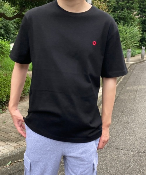 ｔｏｌｅｎｅ（トレネ）の「ワンポイントロゴ クルーネックTシャツ（Tシャツ/カットソー・メンズ・ホワイト/ブラック・3XL/2XL/XL/L）」の5枚目の写真