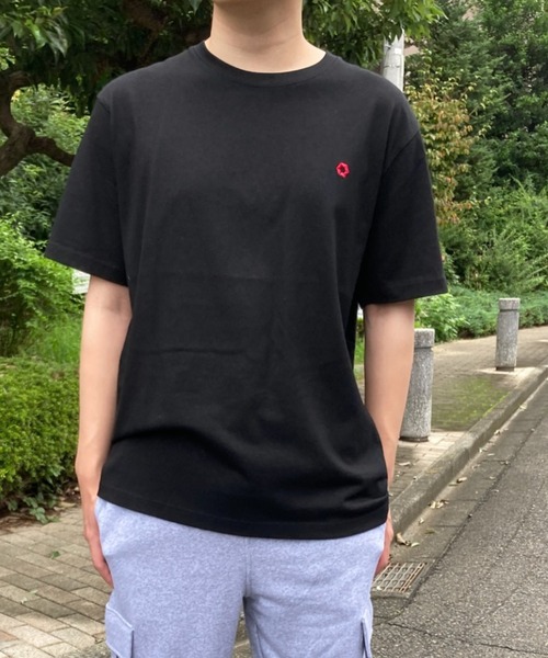 ｔｏｌｅｎｅ（トレネ）の「ワンポイントロゴ クルーネックTシャツ（Tシャツ/カットソー・メンズ・ホワイト/ブラック・3XL/2XL/XL/L）」の6枚目の写真