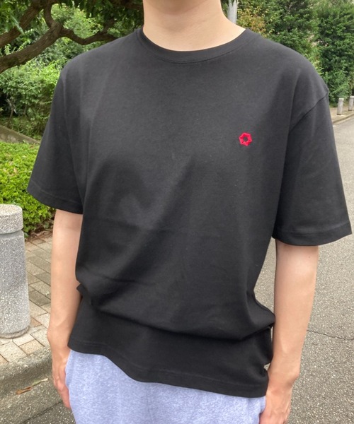 ｔｏｌｅｎｅ（トレネ）の「ワンポイントロゴ クルーネックTシャツ（Tシャツ/カットソー・メンズ・ホワイト/ブラック・3XL/2XL/XL/L）」の8枚目の写真