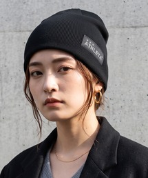 KOBE LETTUCE（コウベレタス）の「《athleta/アスレタ》 - ニットキャップ - 冬の着こなしにスポーツ感を添えるロゴ付きニット帽（ニットキャップ/ビーニー）」