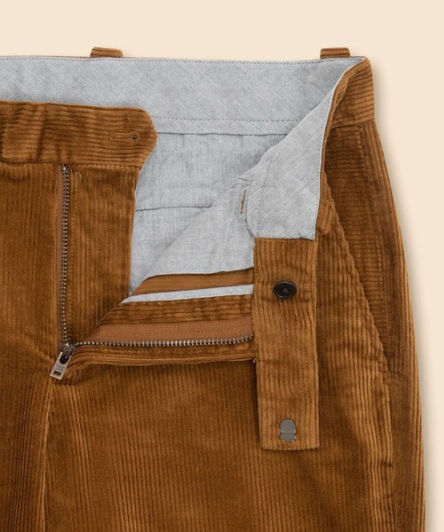 BROOKS BROTHERS(ブルックスブラザーズ)の「ストレッチコットン 8-Waleコーデュロイ プレーンフロントパンツ Regular(その他パンツ・メンズ・チャコールグレー/ブラウン/ダークブルー/ダークネイビー/オートミール・30inch/31inch/32inch/33inch/34inch/35inch/36inch)」の7枚目の写真