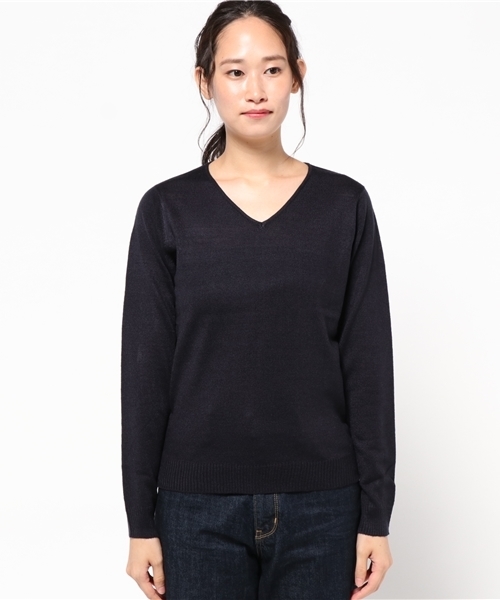 Re:EDIT（リエディ）の「[リエディ]洗えるVネックハイゲージニットトップス[リエディオリジナル]トップス/ニットトップス（ニット/セーター・レディース・グレー/チャコールグレー/ブラック/アイボリー/ネイビー/モカ/ベージュ/ピンクベージュ/ワイン/サックスブルー・LARGE/MEDIUM）」の13枚目の写真