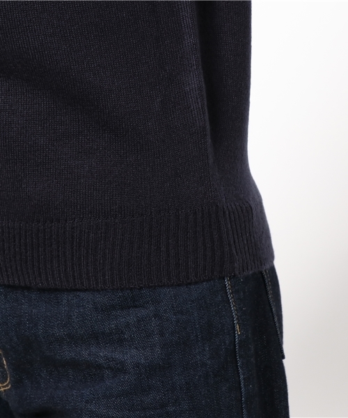 Re:EDIT（リエディ）の「[リエディ]洗えるVネックハイゲージニットトップス[リエディオリジナル]トップス/ニットトップス（ニット/セーター・レディース・グレー/チャコールグレー/ブラック/アイボリー/ネイビー/モカ/ベージュ/ピンクベージュ/ワイン/サックスブルー・LARGE/MEDIUM）」の17枚目の写真