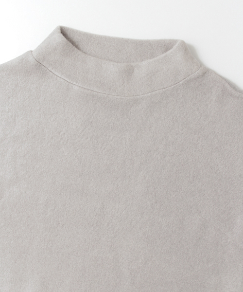 KBF（ケイビーエフ）の「KBF ハイネックソフトカットソー（Tシャツ/カットソー・レディース・ボルドー/チャコールグレー/グレー/イエロー・ONE）」の8枚目の写真