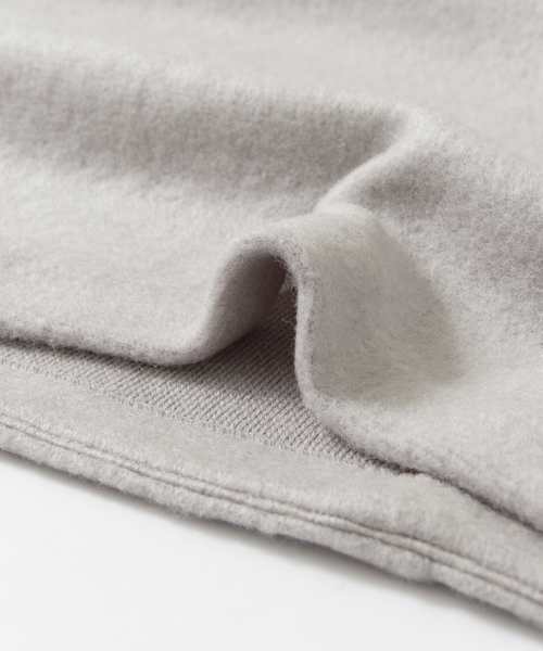 KBF（ケイビーエフ）の「KBF ハイネックソフトカットソー（Tシャツ/カットソー・レディース・ボルドー/チャコールグレー/グレー/イエロー・ONE）」の11枚目の写真