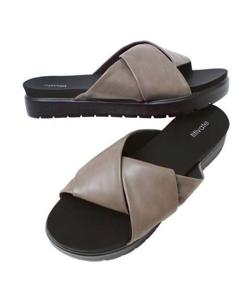 titivate（ティティベイト）の「ｸﾛｽ結びﾌﾗｯﾄｻﾝﾀﾞﾙ（サンダル・レディース・グレー/ホワイト/グリーン/ブラック/ベージュ/ネイビー・LL/L/M/S）」の4枚目の写真