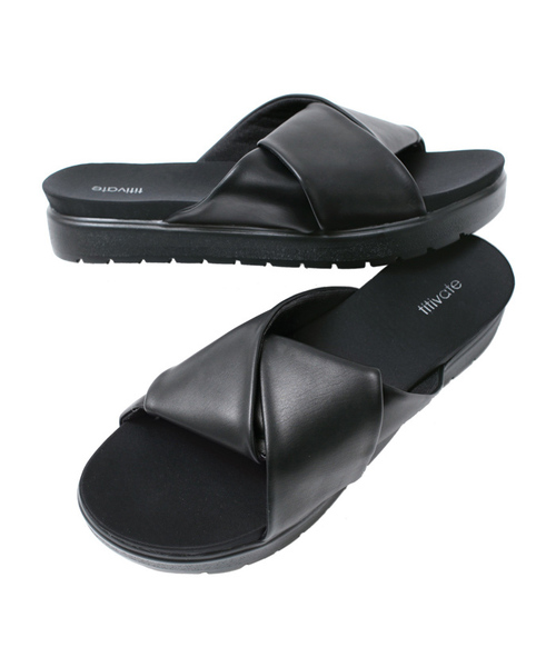 titivate（ティティベイト）の「ｸﾛｽ結びﾌﾗｯﾄｻﾝﾀﾞﾙ（サンダル・レディース・グレー/ホワイト/グリーン/ブラック/ベージュ/ネイビー・LL/L/M/S）」の3枚目の写真