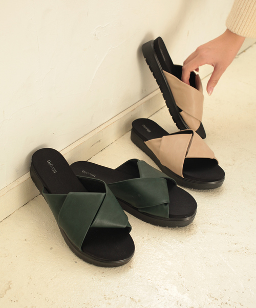 titivate（ティティベイト）の「ｸﾛｽ結びﾌﾗｯﾄｻﾝﾀﾞﾙ（サンダル・レディース・グレー/ホワイト/グリーン/ブラック/ベージュ/ネイビー・LL/L/M/S）」の21枚目の写真