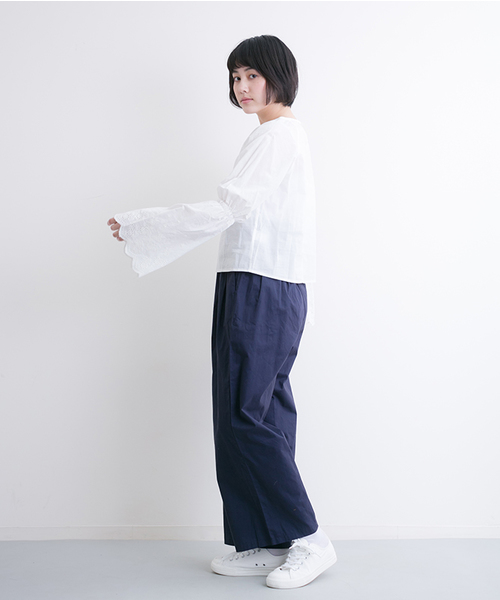 MERLOT(メルロー)の「コットンレースフレアスリーブブラウス587-4527(シャツ/ブラウス・レディース・ベージュ/オレンジ/ホワイト・FREE)」の13枚目の写真