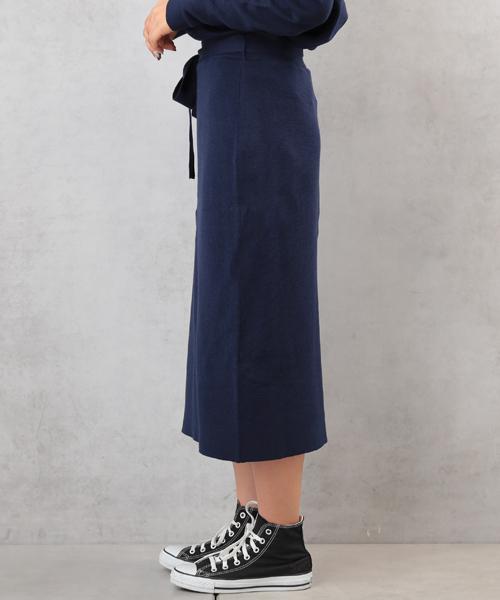 COLONY 2139（コロニートゥーワンスリーナイン）の「28/2強撚C/AC12GG1PLYミラノリブタイトスカート（スカート・レディース・ピンクベージュ/オフホワイト/ネイビー・FREE）」の8枚目の写真