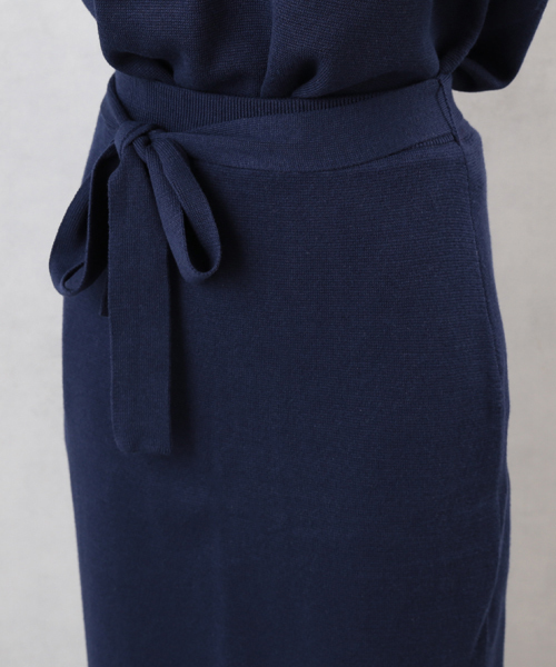 COLONY 2139（コロニートゥーワンスリーナイン）の「28/2強撚C/AC12GG1PLYミラノリブタイトスカート（スカート・レディース・ピンクベージュ/オフホワイト/ネイビー・FREE）」の10枚目の写真