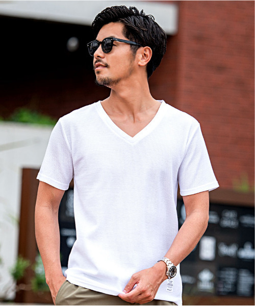 CavariA（キャバリア）の「『CavariA/キャバリア』サーマル無地半袖Tシャツ【3ネックタイプから選べる】（Tシャツ/カットソー・メンズ・ホワイト/ライトピンク/ネイビー/ブラック/カーキ/グレー/ターコイズブルー/ブラック系その他3/グレー系その他2/グリーン系その他3/ブルー系その他3/ブルー系その他6/ホワイト系その他3/ピンク系その他3/ブラック系その他/グレー系その他/グレー系その他3/ブルー系その他/ブルー系その他5/ピンク系その他2/ホワイト系その他/グリーン系その他2/ブラック系その他2/ブルー系その他2/ホワイト系その他2/ピンク系その他/ブルー系その他4/グリーン系その他・L/M/XL）」の3枚目の写真